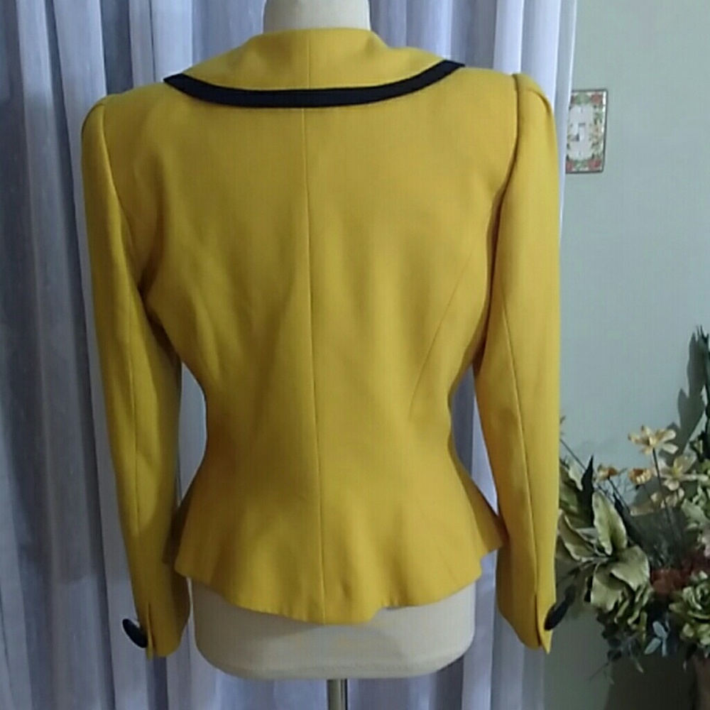 Albert Nipon  Vintage jacket size 10 mustard color - Picture 5 of 7
